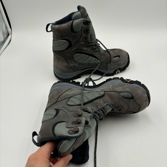 L.L. Bean Men’s 7 Winter Vibram 200 Gram Primaloft Snow Boots - Picture 7 of 7